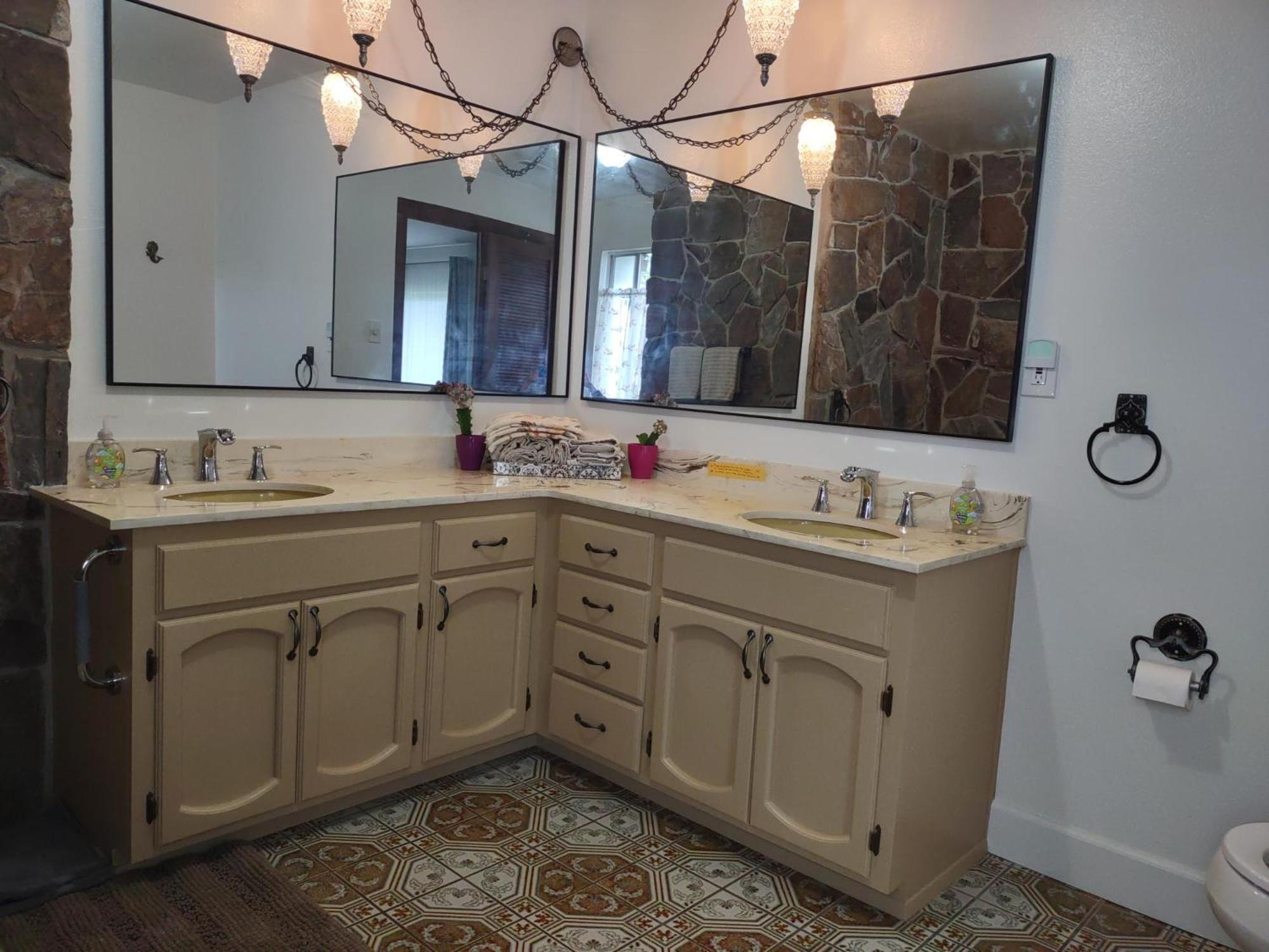 אושנסייד Custom Home - Beach Close/Convenient To Everything מראה חיצוני תמונה